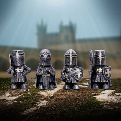Figura Nemesis Now: Knights in Shining Armour (Silver) (Sortido)